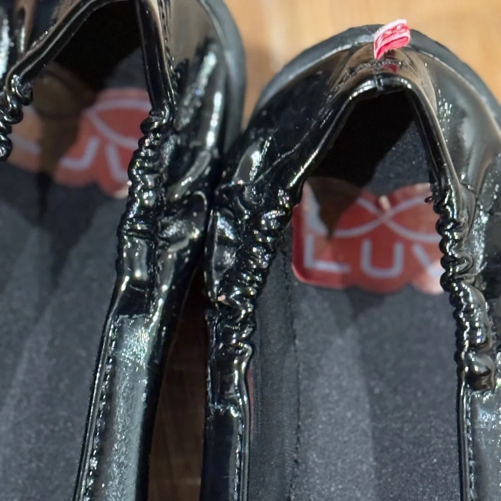 Luv Dream Toddler Girls Slip-On Flats (Size: 11.5)(Black Patent) NWT